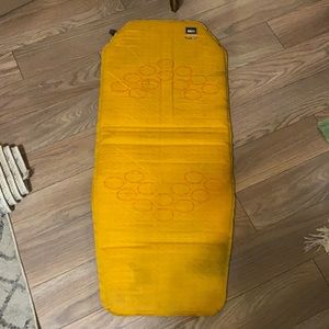 REI light core self inflating sleeping pad